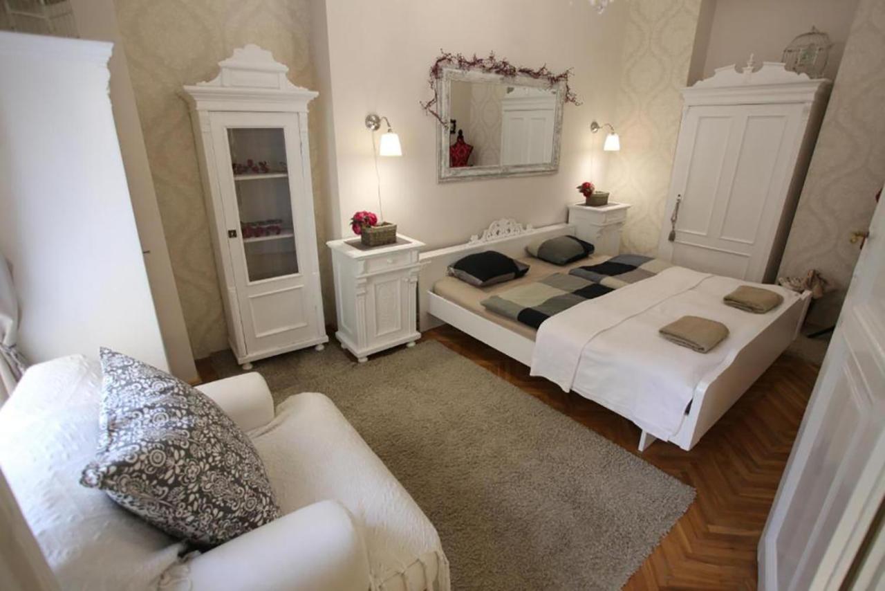 Appartement Vintage At Basilica